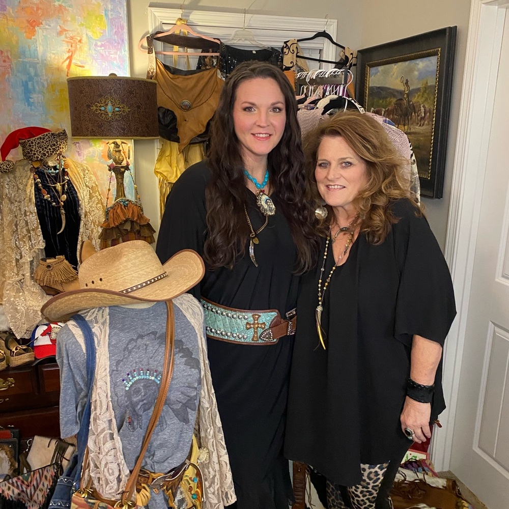 Yall come on in!! Sister McGuire has something FABULOUS just for YOU! - Picture 2 of 16